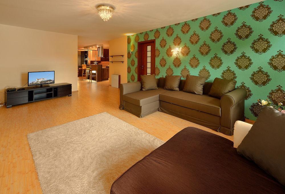 Twin City Rooftop By Ambiente Bratislava Esterno foto