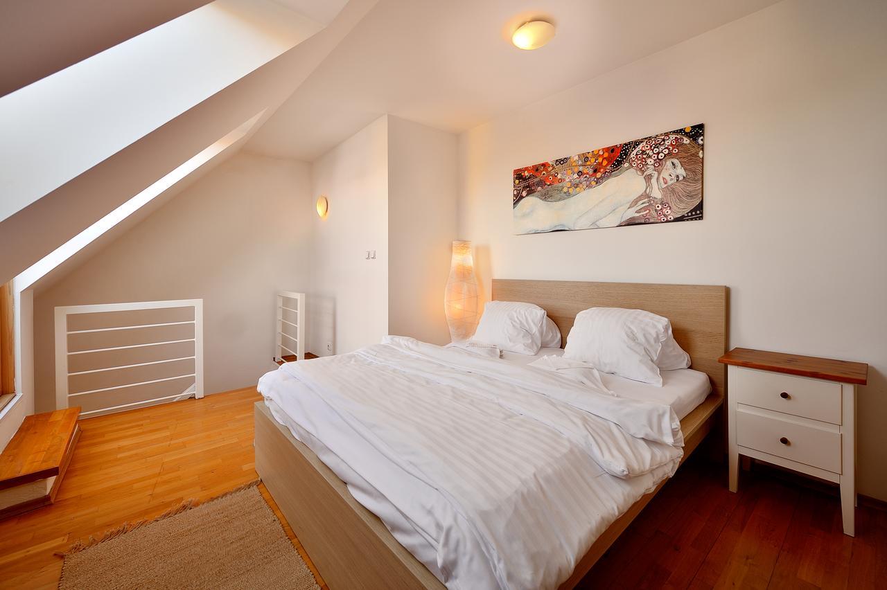 Twin City Rooftop By Ambiente Bratislava Esterno foto