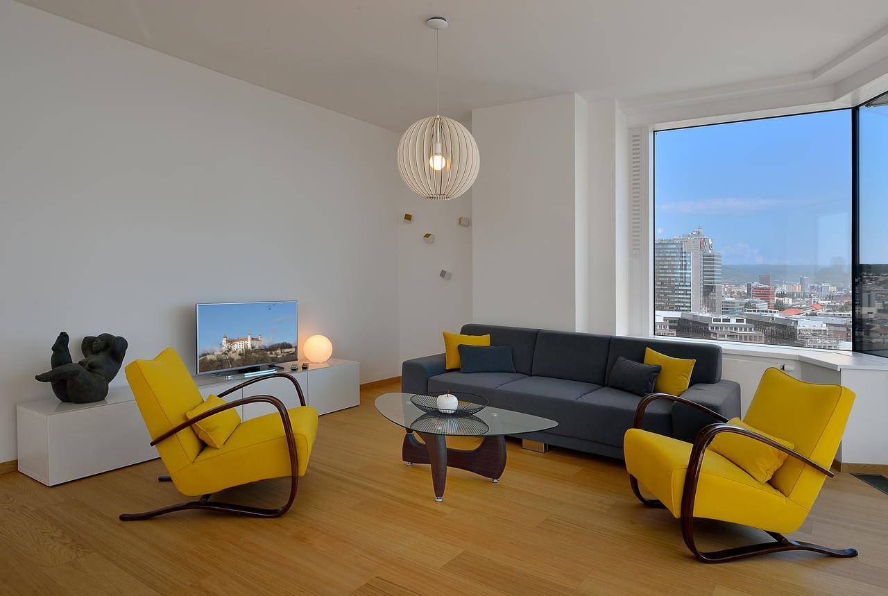 Twin City Rooftop By Ambiente Bratislava Esterno foto